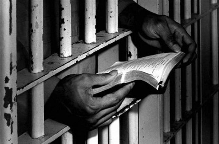 Prisons and (educated) prisoners: The ‘human’ factor