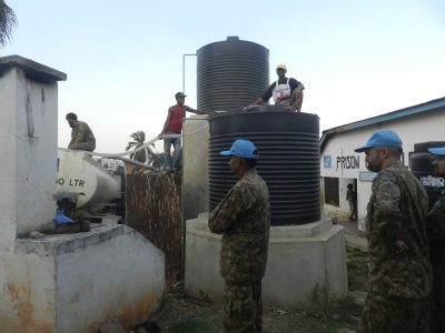 Fourniture d'eau à la prison d'Uvira (1)