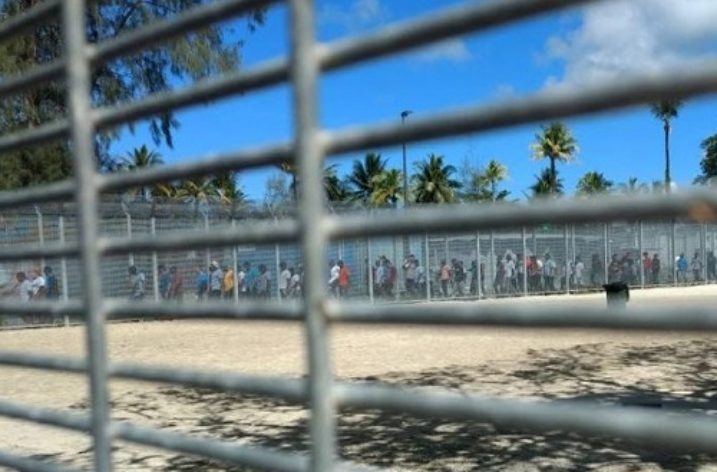 Nauru and Manus Island: UNHCR appeals to Australia to act and save lives at immediate risk